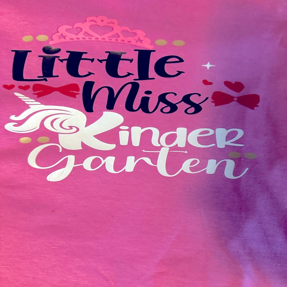 Size 4-5 girls Kindergarten t-shirt